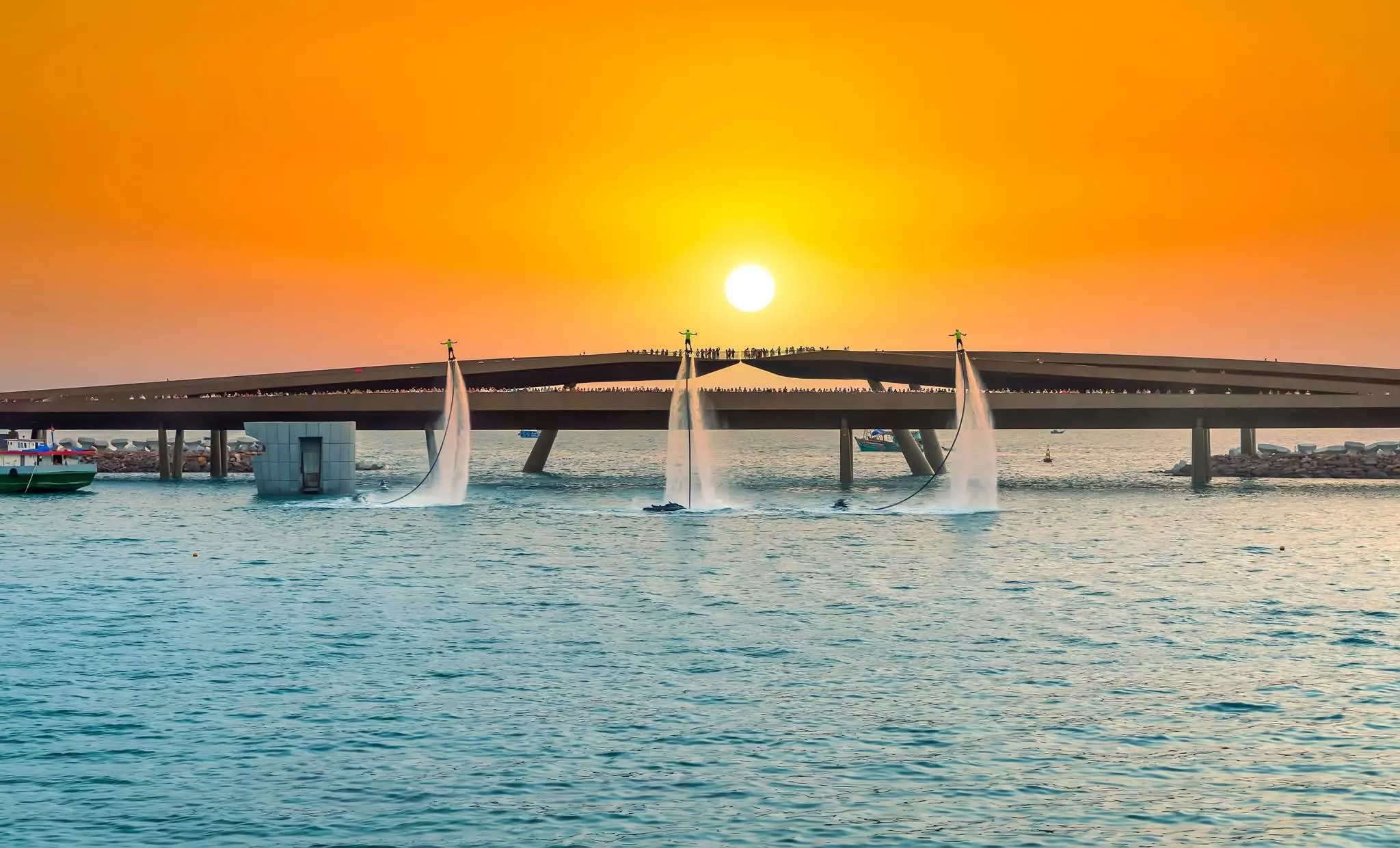 Daily Tour – International Standard, Ready to Go